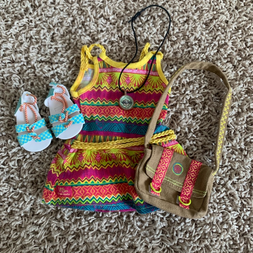 American girl doll limited edition Leah Clark outfit